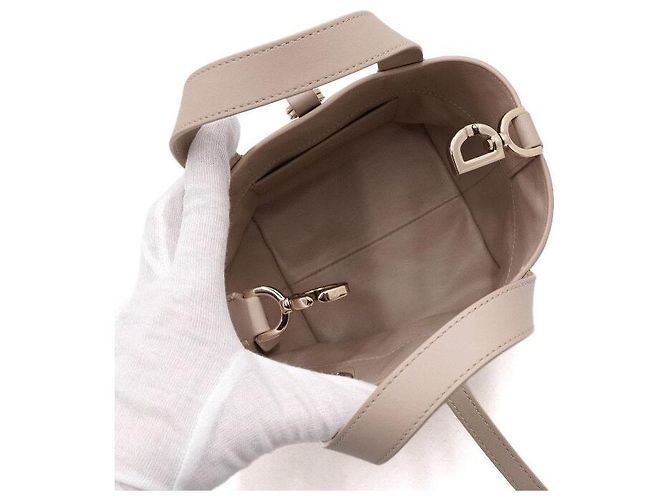Dior Nano Tote Bag e Borsa a Tracolla in Macro Cannage Powder Beige Marrone - vista 7