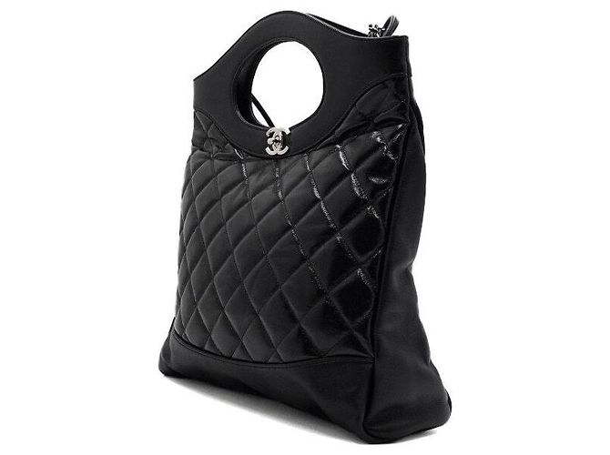Chanel Sac cabas à main en cuir de veau noir avec chaîne argentée bandoulière crossbody - vue 2