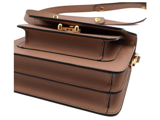 Marni Mini Borsa a Tracolla e Crossbody Trunk Saffiano Sand Brown Marrone - vista 9