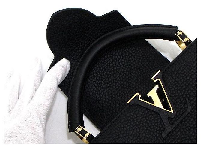 Louis Vuitton Borsa Tote e Borsa a Tracolla Capucines Mini Nero - vista 6