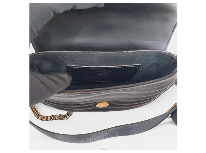 Louis Vuitton Borsa a tracolla New Wave Multi Pochette Nero - vista 6