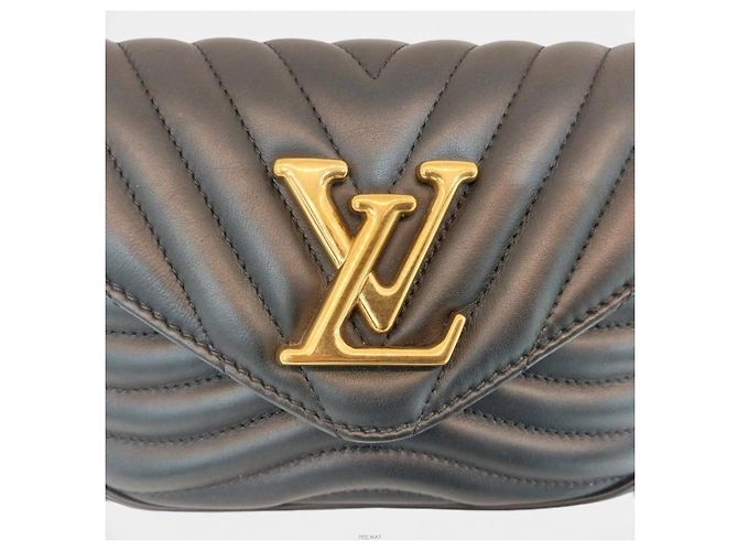Louis Vuitton Borsa a tracolla New Wave Multi Pochette Nero - vista 7