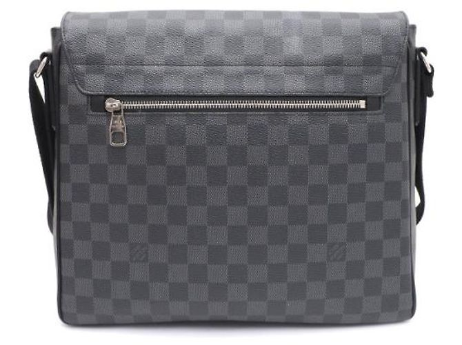 Louis Vuitton District MM Crossbody-Tasche Braun - Ansicht 12