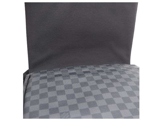 Louis Vuitton District MM Crossbody-Tasche Braun - Ansicht 16