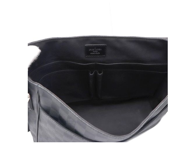 Louis Vuitton District MM Crossbody-Tasche Braun - Ansicht 8