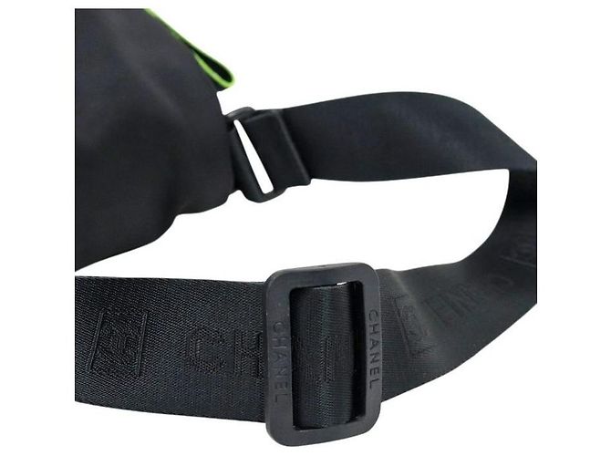 Chanel Borsa a tracolla sport in nylon nero - vista 8