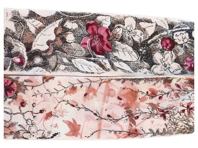 Dior Rosa Blumen-Schal - Ansicht 2