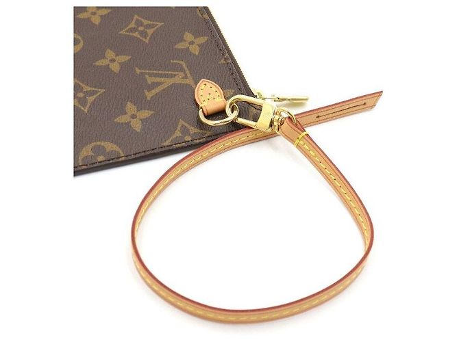 Louis Vuitton Monogram Neverfull MM Pouch Multiple colors - view 8