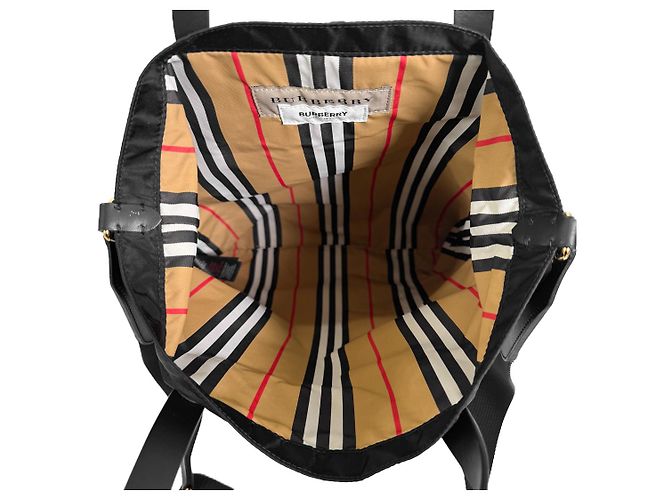 Burberry Borsa Tote a Spalla Kingdom in Nylon Piatto Bidirezionale Nero - vista 10