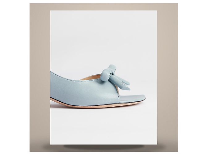 Louis Vuitton Sandalias slingback de tacón con lazo en lambskin Blue Sky Azul - vista 6