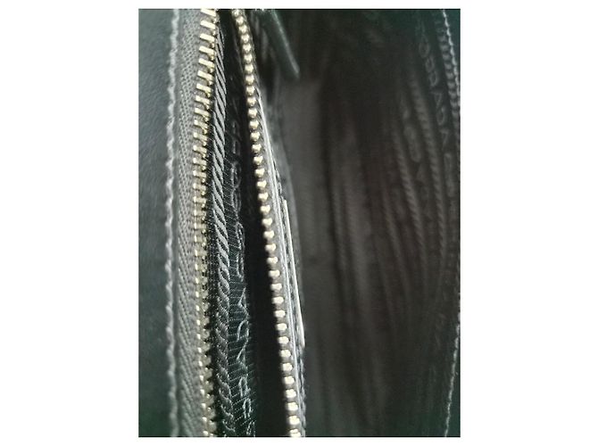 Prada Borsa a tracolla in pelle Saffiano nera Nero - vista 8