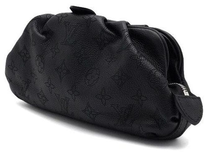 Louis Vuitton Borsa a tracolla e crossbody Scala Mini Pouch in Monogram Mahina nero - vista 3
