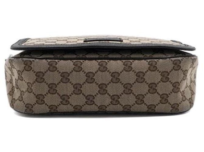 Gucci Borsa a tracolla con patta GG Canvas per uomo e donna - vista 8