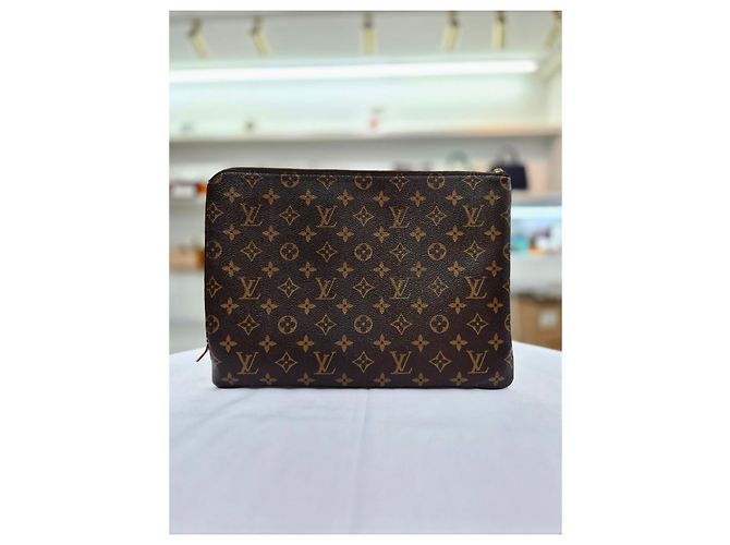 Louis Vuitton Borsa a pochette in pelle monogram Marrone - vista 5