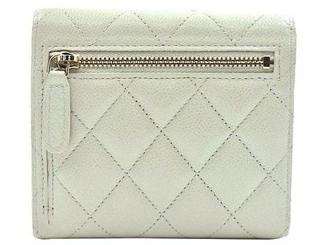 Chanel Cartera Caviar Verde - vista 4