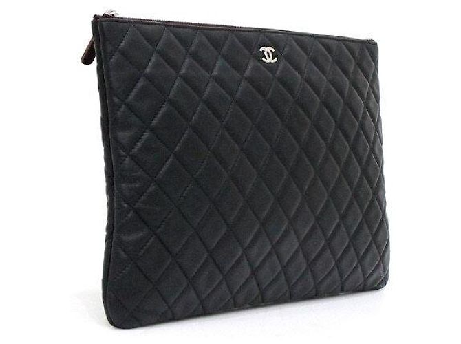 Chanel Clutch Classic Large in pelle d'agnello nera con CC argento Nero - vista 3