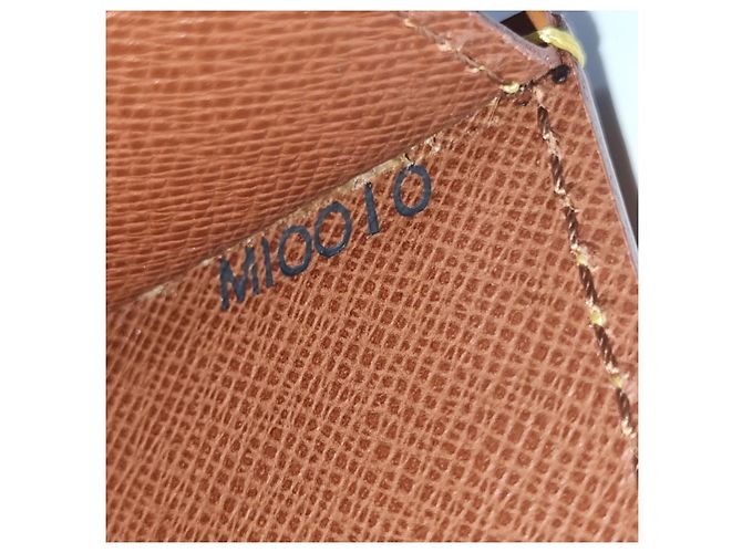 Louis Vuitton Borsetta in pelle Camel Marrone - vista 19