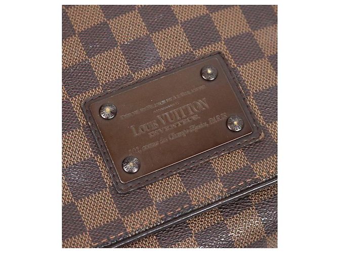 Louis Vuitton Damier Ebene Brooklyn Crossbody - vista 10