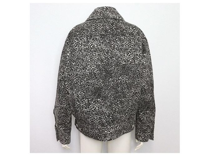 Chanel Chaqueta vaquera oversized para mujer Camelia CC Logo Castaño - vista 4