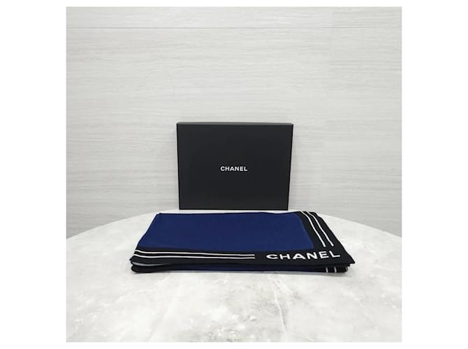 Chanel Sciarpa in cashmere con logo Navy Blu - vista 8