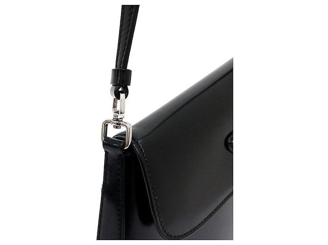 Prada Borsa a tracolla Cleo in pelle spazzolata con patta Nera - vista 10