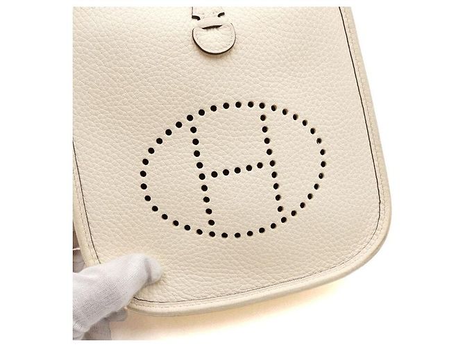 Hermès Borsa a tracolla e borsa crossbody Evelyne TPM Clémence Silver Bianco - vista 10