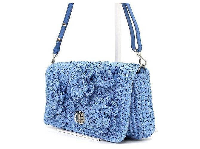 Miu Miu Borsa a tracolla in rafia blu con fiore di cristallo e catena argentata - vista 3