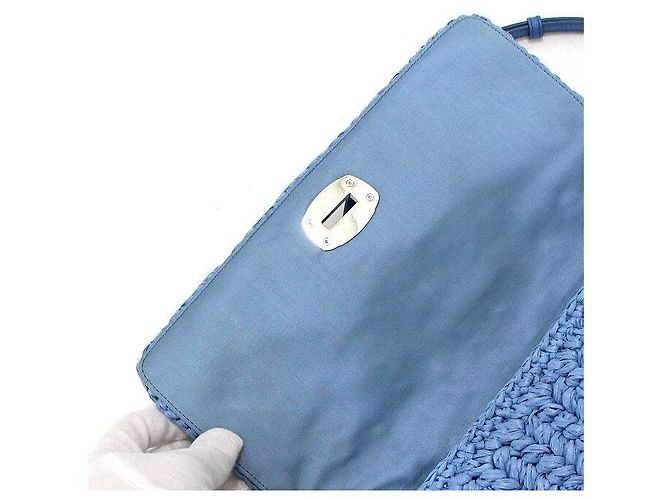 Miu Miu Borsa a tracolla in rafia blu con fiore di cristallo e catena argentata - vista 6