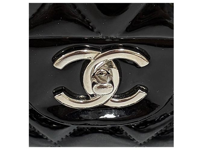 Chanel Borsa a spalla classica in pelle verniciata tono argento Nero - vista 11