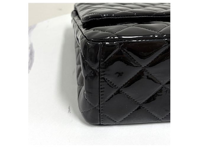 Chanel Borsa a spalla classica in pelle verniciata tono argento Nero - vista 13