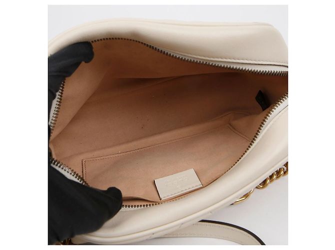 Gucci Borsa a tracolla Small Matelassé in pelle GG Marmont White Bianco - vista 12