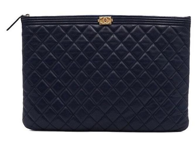 Chanel Clutch Boy Large in pelle di agnello blu navy - vista 2