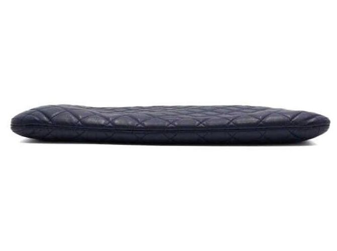 Chanel Clutch Boy Large in pelle di agnello blu navy - vista 7
