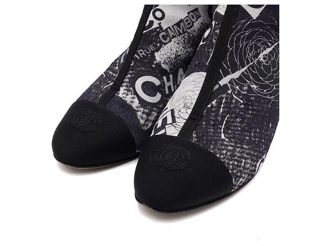 Chanel Stivaletti in camoscio blu navy Graffiti con logo CC - vista 6