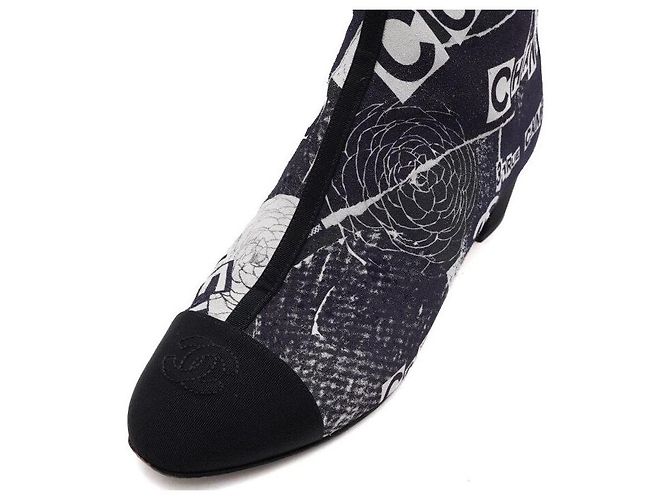 Chanel Stivaletti in camoscio blu navy Graffiti con logo CC - vista 9
