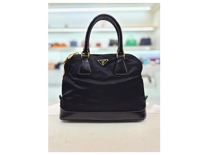 Prada Borsa Tote in nylon e pelle Saffiano Nero - vista 10