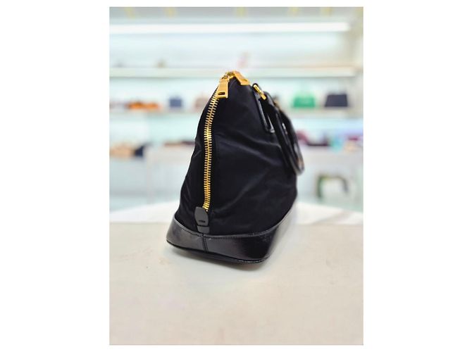 Prada Borsa Tote in nylon e pelle Saffiano Nero - vista 13