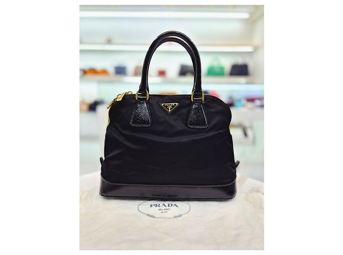 Prada Borsa Tote in nylon e pelle Saffiano Nero - vista 9
