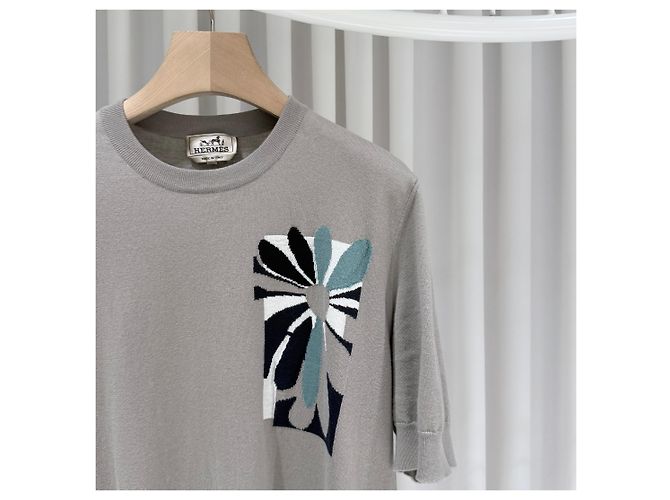 Hermès Mini Puzzle Floral Strick T-Shirt mit kurzen Ärmeln Braun - Ansicht 4