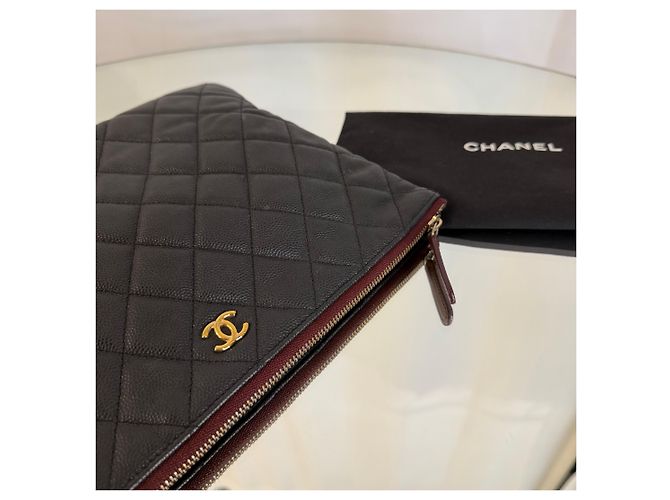 Chanel Caviar Classic New Medium Clutch Nero - vista 5