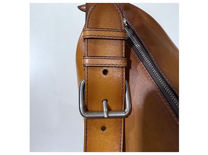 Berluti Borsa Messenger Hobo in pelle con cerniera morbida Tajour Marrone - vista 11