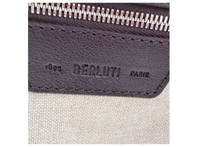 Berluti Borsa Messenger Hobo in pelle con cerniera morbida Tajour Marrone - vista 14