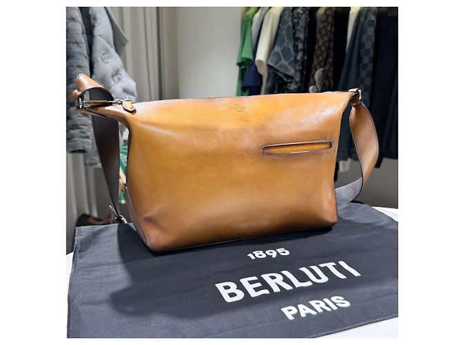 Berluti Borsa Messenger Hobo in pelle con cerniera morbida Tajour Marrone - vista 2