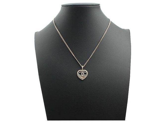 Chanel Collana con ciondolo a cuore oro champagne D'oro - vista 2
