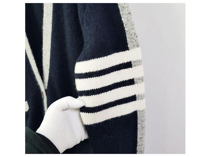 Thom Browne Bar Mohair Oversized V-Ausschnitt Cardigan für Damen - Ansicht 2