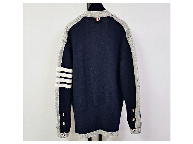 Thom Browne Bar Mohair Oversized V-Ausschnitt Cardigan für Damen - Ansicht 7