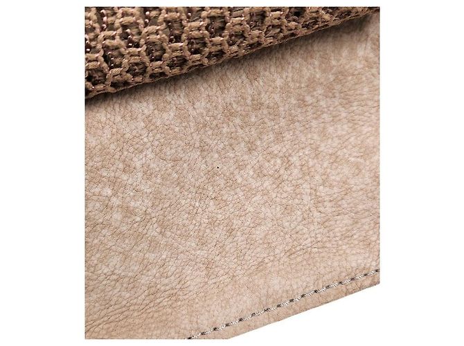 Chanel Borsa a tracolla matelassé con patta in camoscio beige Marrone - vista 6