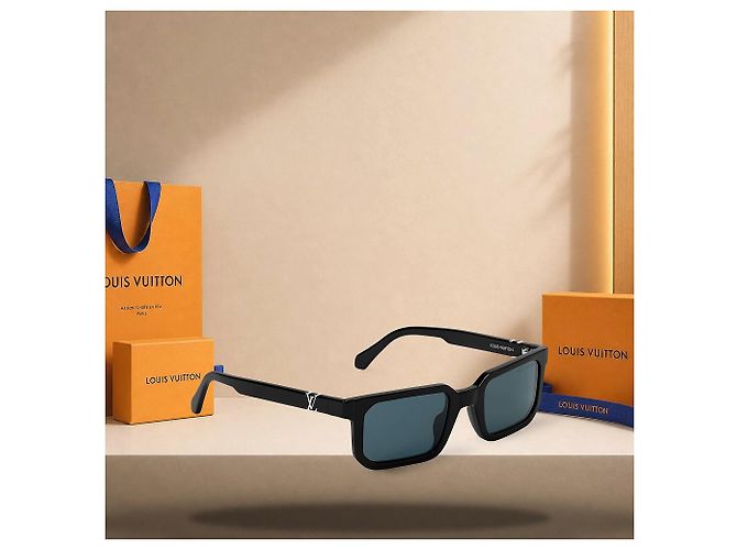 Louis Vuitton Hit Square Sunglasses Black - view 2