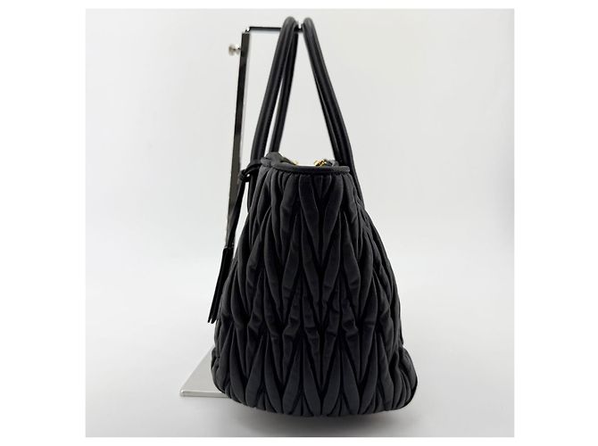 Miu Miu Borsa a tracolla Matelassé Napa Nero - vista 5