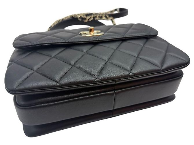 Chanel Borsa a tracolla piccola in pelle di agnello con patta e catena Nera Nero - vista 5